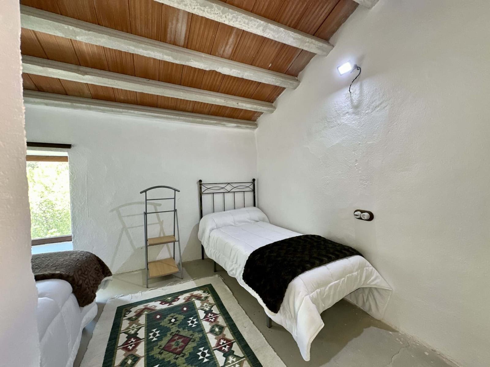 6 bedroom Villa for sale in Albox with garage - € 269,000 (Ref: 9603123)