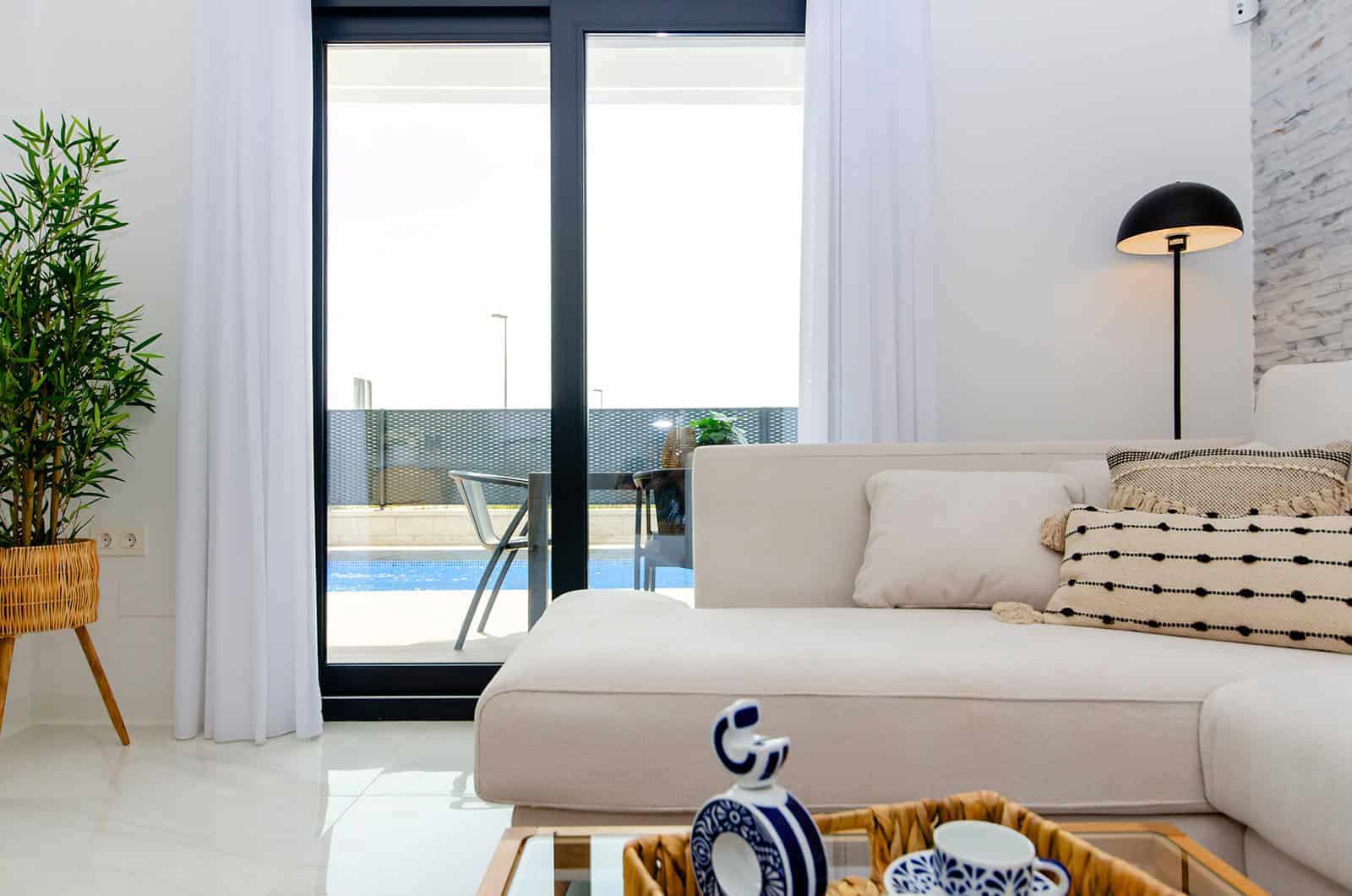 Chalet de 3 habitaciones en Orihuela en venta con piscina garaje - 365.000 € (Ref: 9603125)