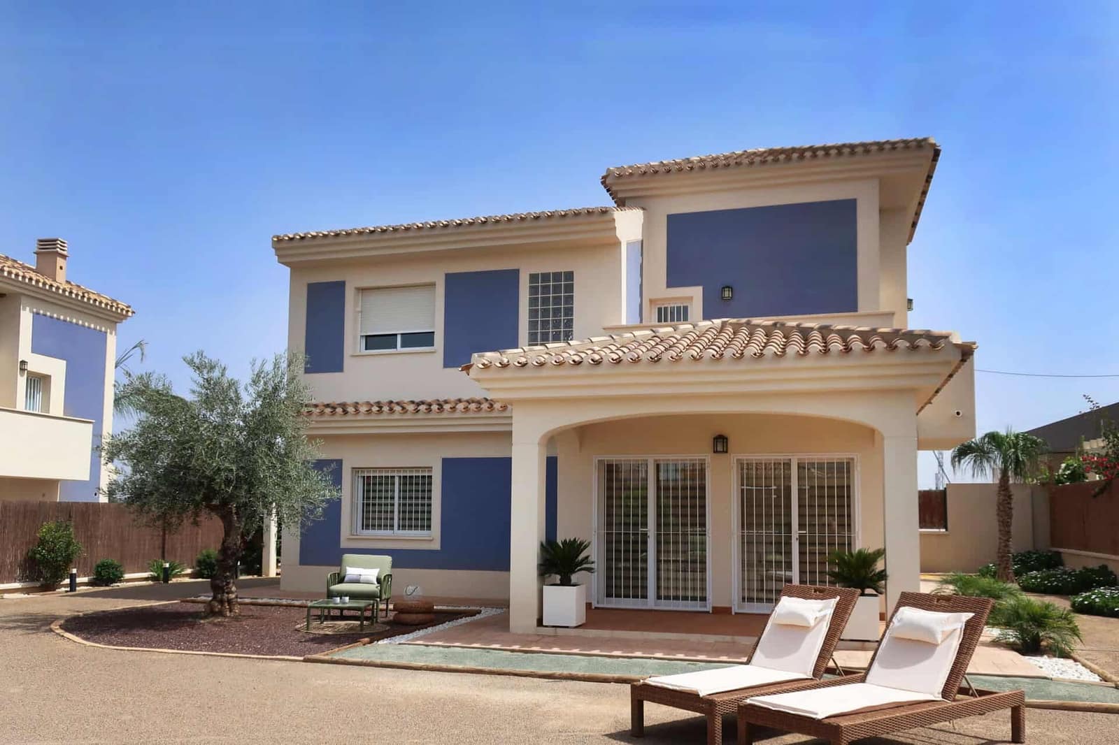 3 bedroom Villa for sale in Lorca with garage - € 329,000 (Ref: 9603128)