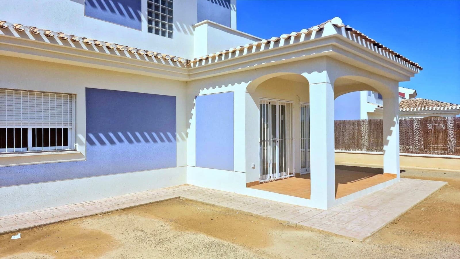 3 bedroom Villa for sale in Lorca with garage - € 329,000 (Ref: 9603128)