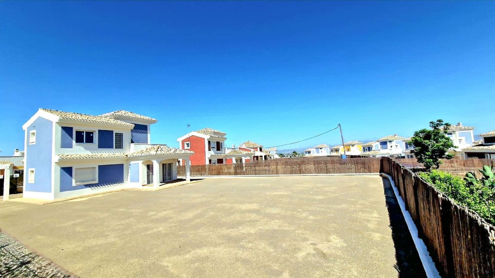 3 bedroom Villa for sale in Lorca with garage - € 329,000 (Ref: 9603128)