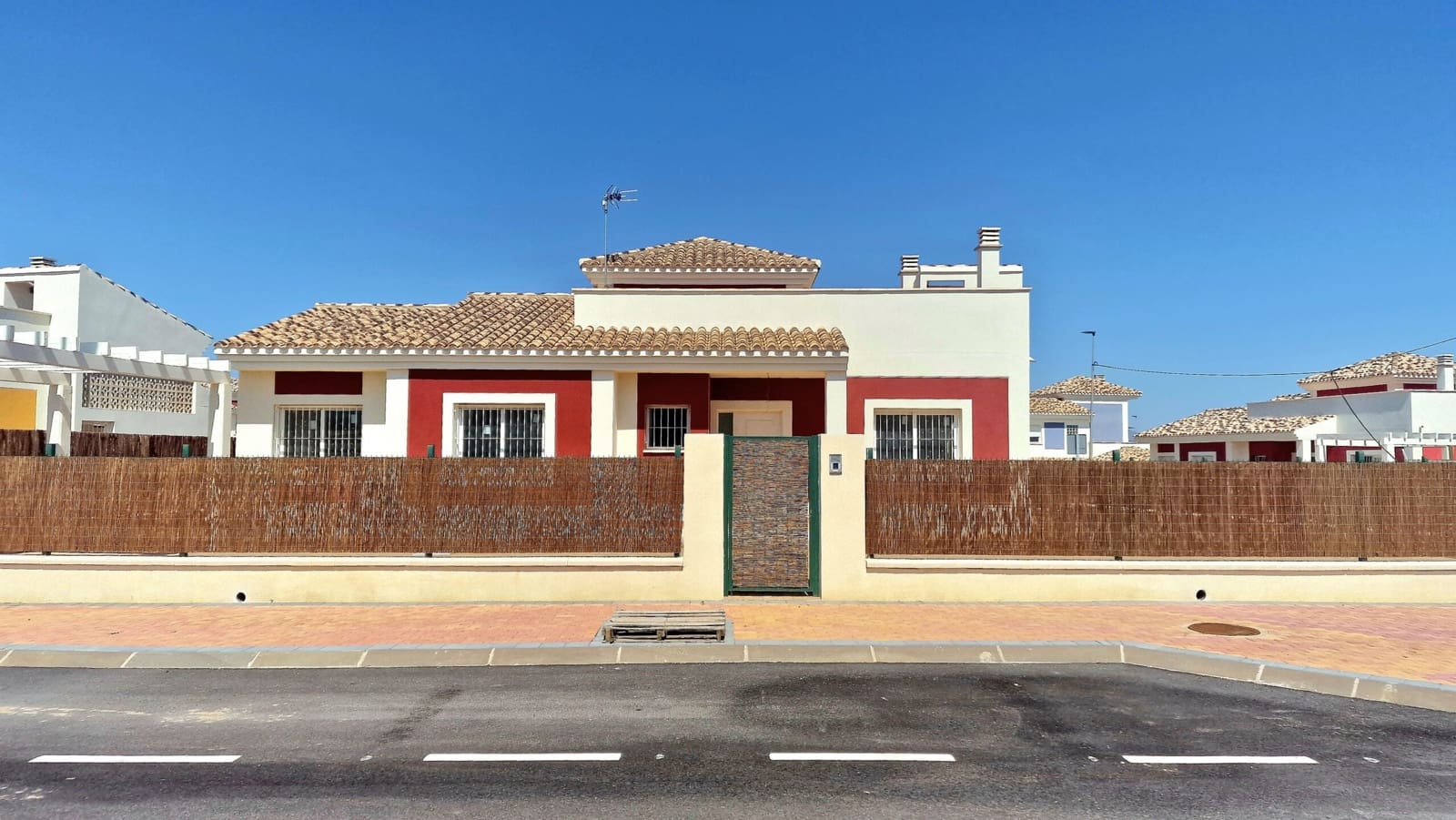3 sovrum Villa till salu i Lorca med pool garage - 254 000 € (Ref: 9603129)
