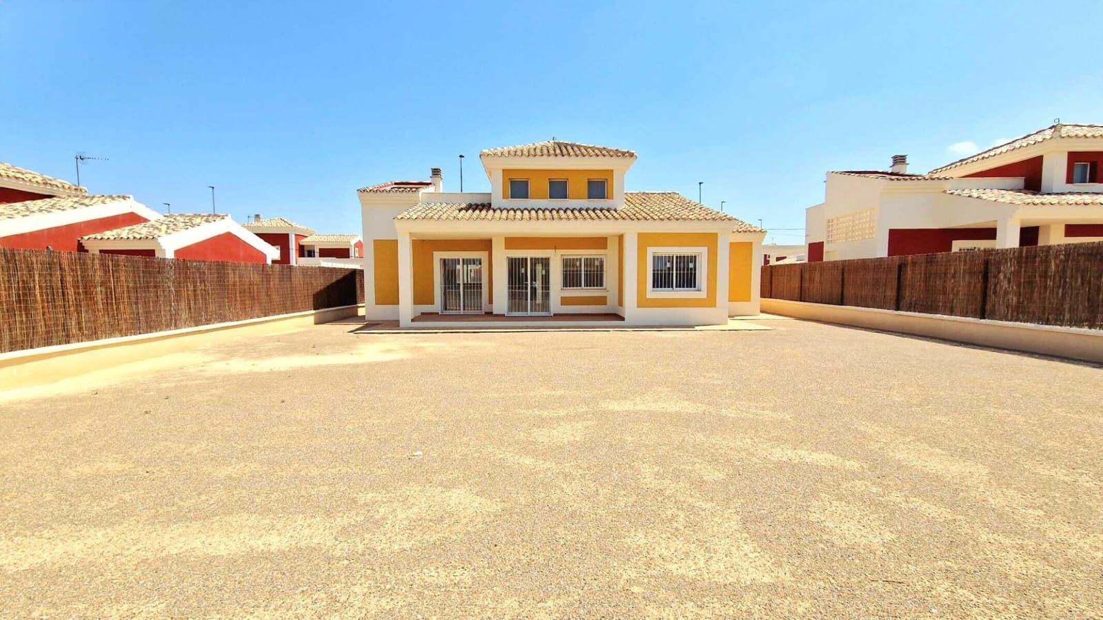 3 bedroom Villa for sale in Lorca with pool garage - € 315,000 (Ref: 9603129)