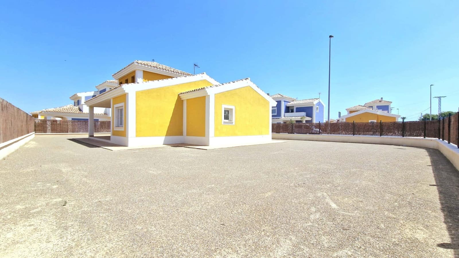 3 bedroom Villa for sale in Lorca with pool garage - € 315,000 (Ref: 9603129)