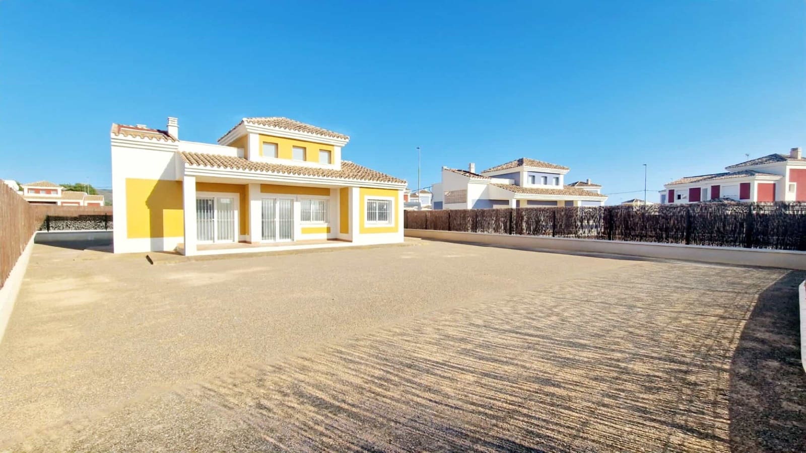3 bedroom Villa for sale in Lorca with pool garage - € 315,000 (Ref: 9603129)