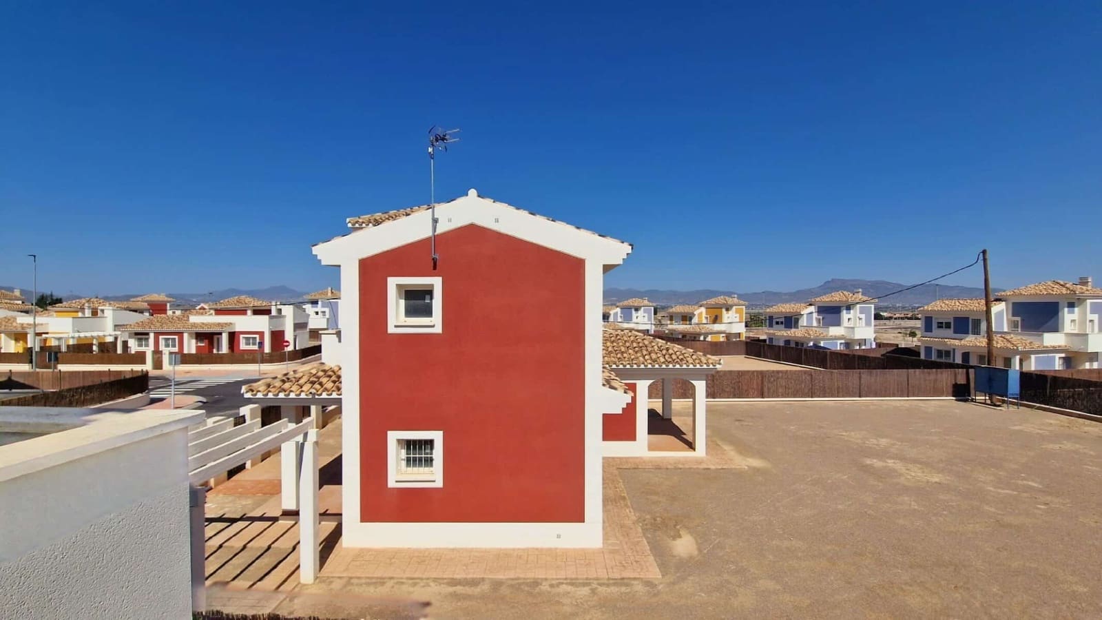 4 chambre Villa/Maison à vendre à Purias avec piscine garage - 362 000 € (Ref: 9603130)