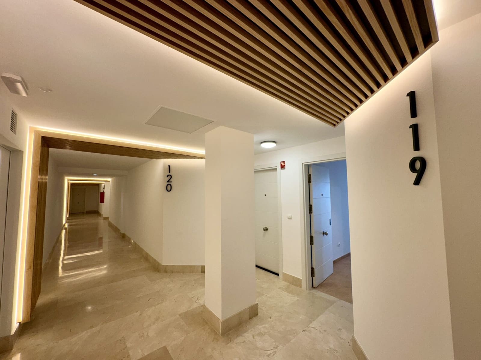 Bungalow de 3 habitaciones en Mojácar en alquiler con piscina garaje - 1.395 € (Ref: 9603131)