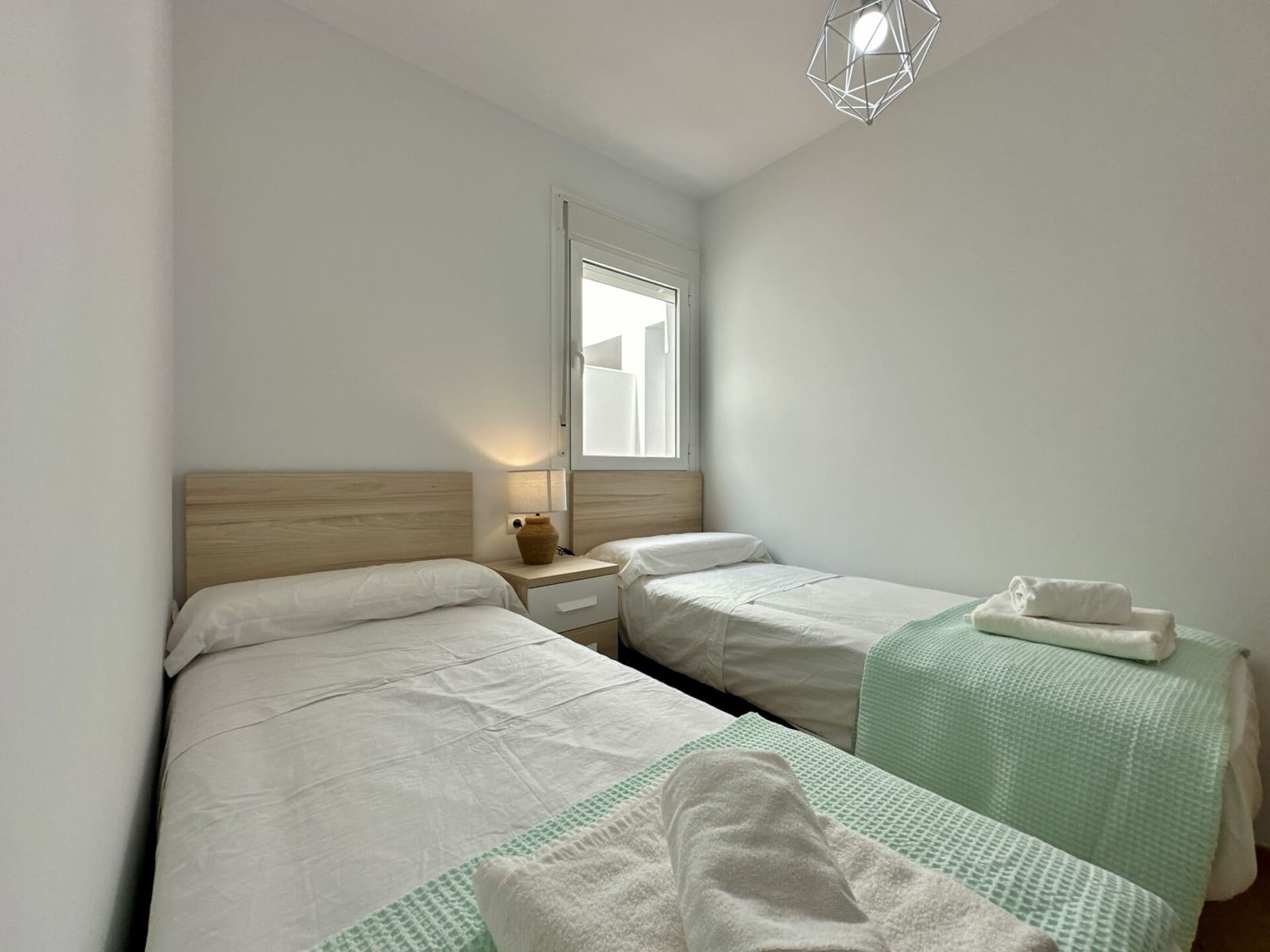 Bungalow de 3 habitaciones en Mojácar en alquiler con piscina garaje - 1.395 € (Ref: 9603131)