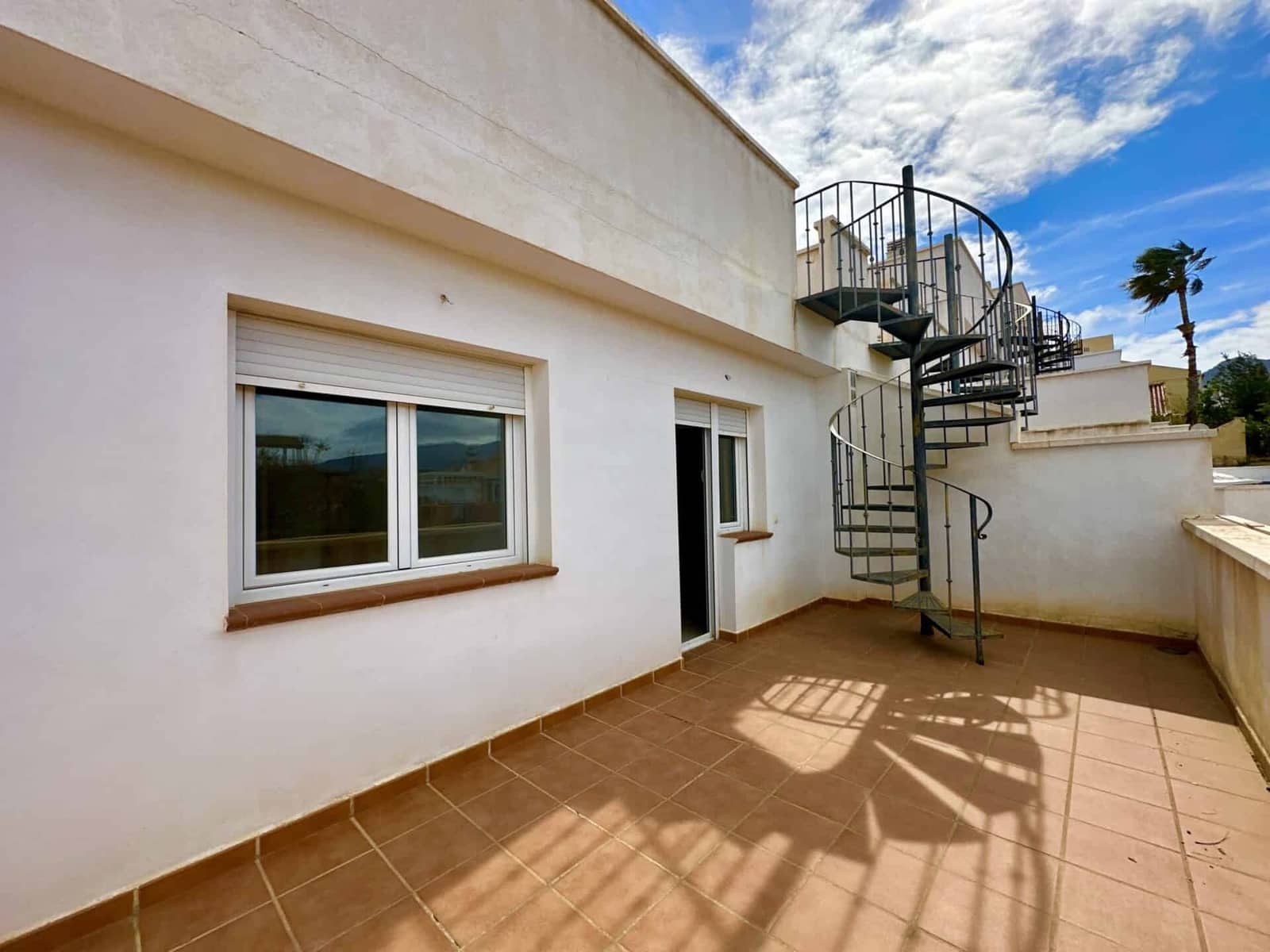 2 bedroom Penthouse for sale in Turre with garage - € 72,000 (Ref: 9603132)