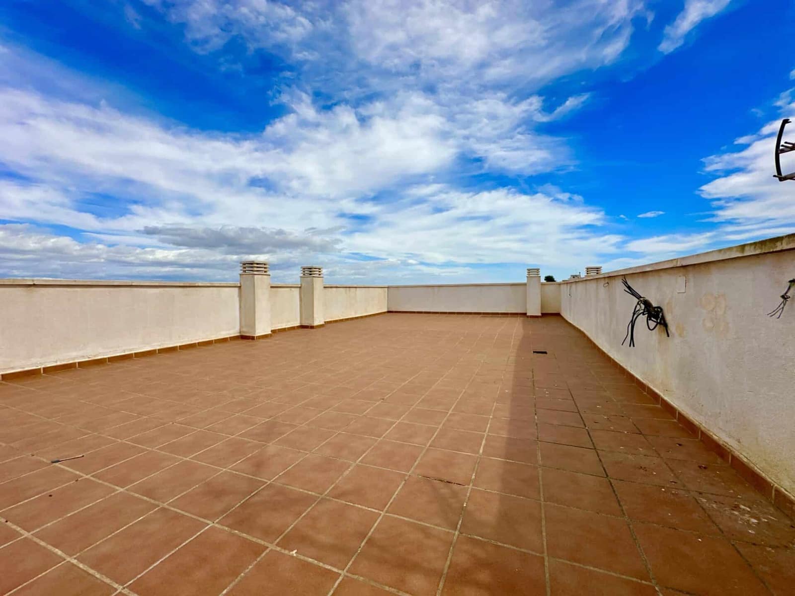 2 bedroom Penthouse for sale in Turre with garage - € 72,000 (Ref: 9603132)
