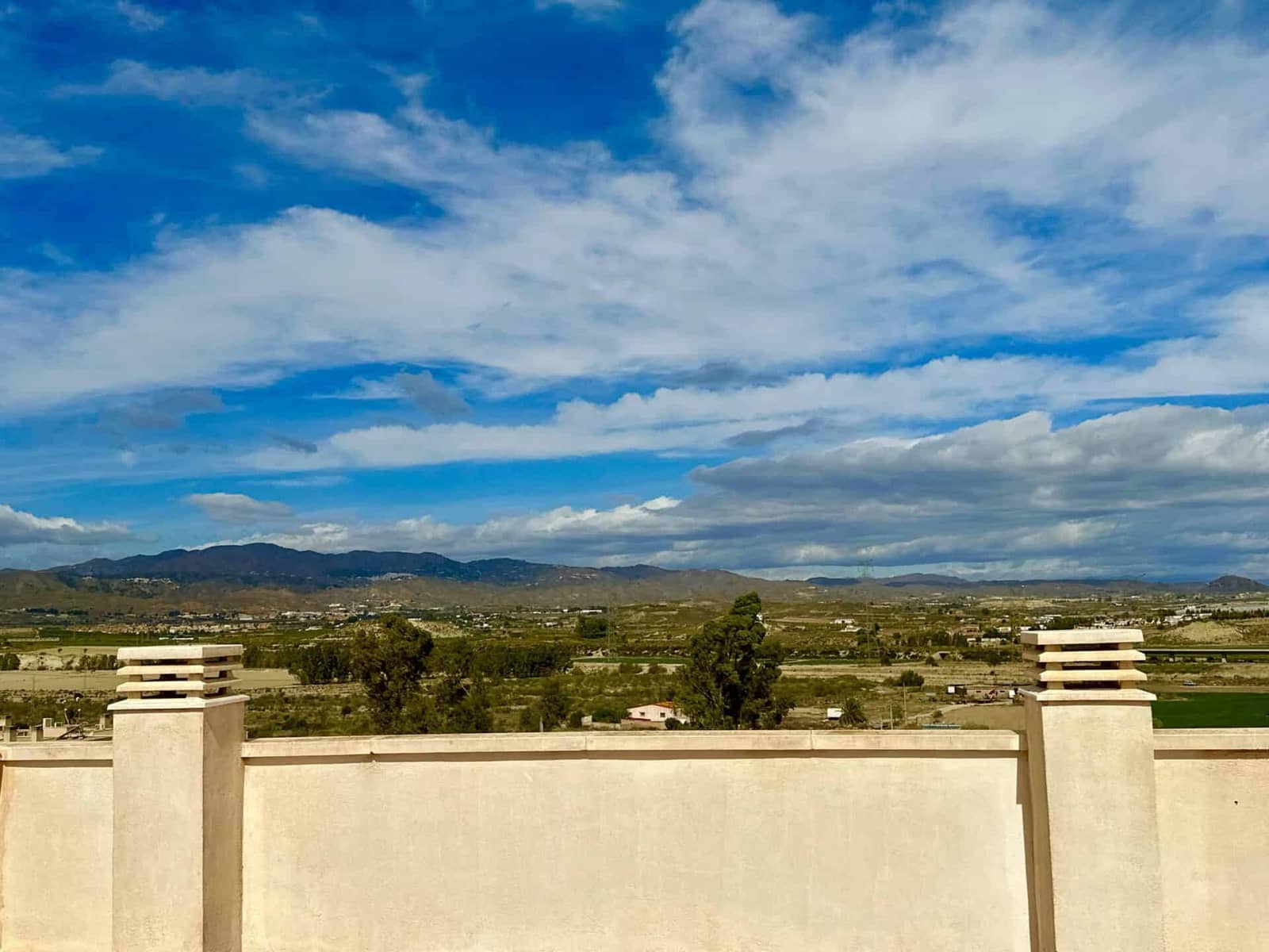 2 bedroom Penthouse for sale in Turre with garage - € 72,000 (Ref: 9603132)