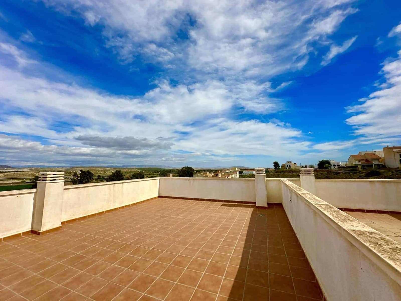 2 bedroom Penthouse for sale in Turre with garage - € 72,000 (Ref: 9603132)