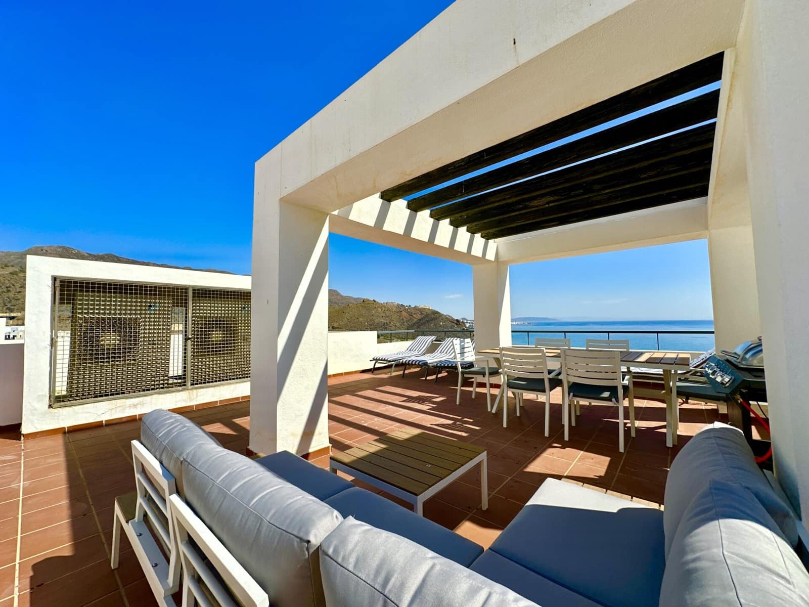 2 bedroom Apartment for rent in Mojacar with pool garage - € 1,500 (Ref: 9603133)