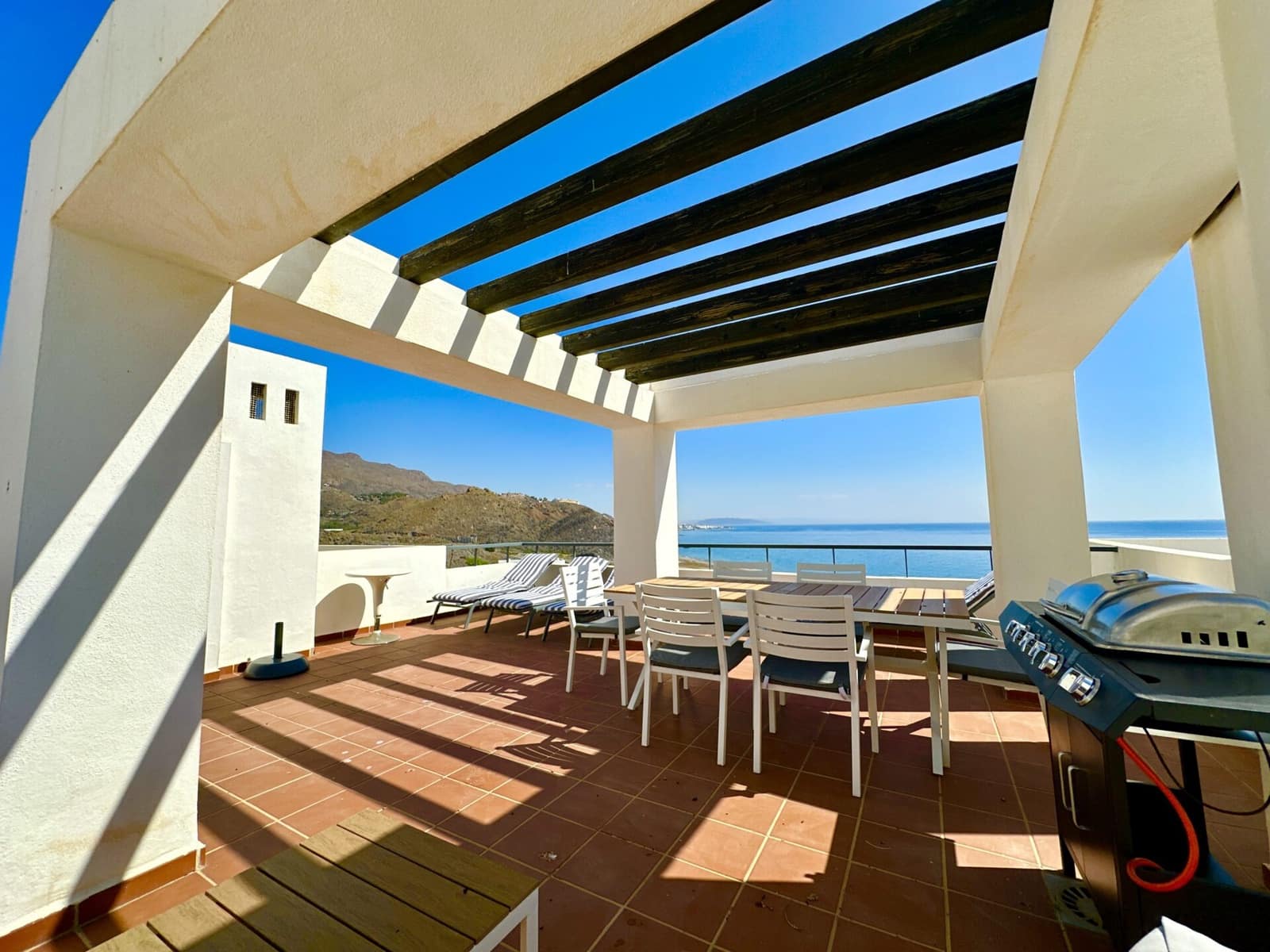 2 bedroom Apartment for rent in Mojacar with pool garage - € 1,500 (Ref: 9603133)