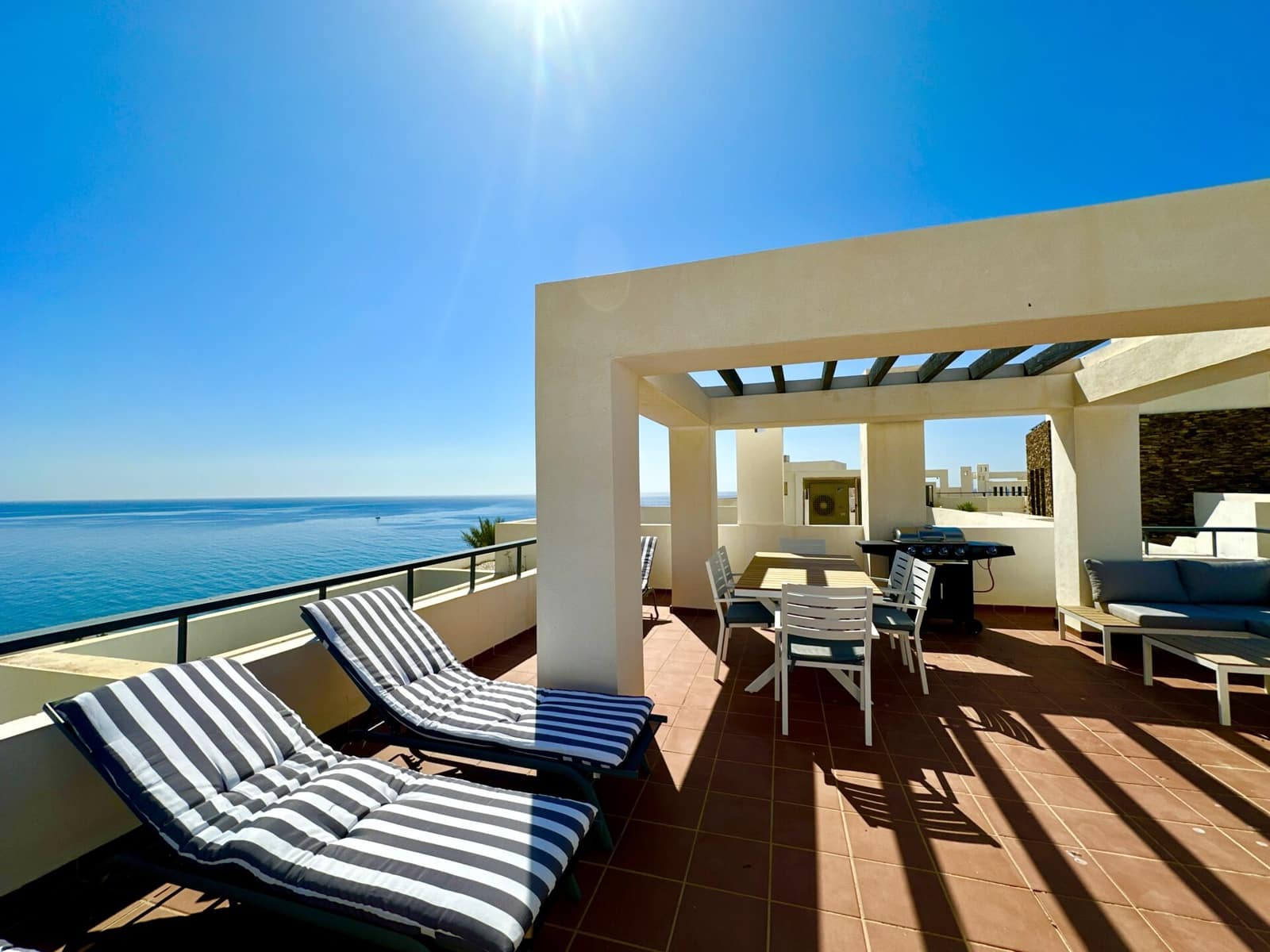 2 bedroom Apartment for rent in Mojacar with pool garage - € 1,500 (Ref: 9603133)