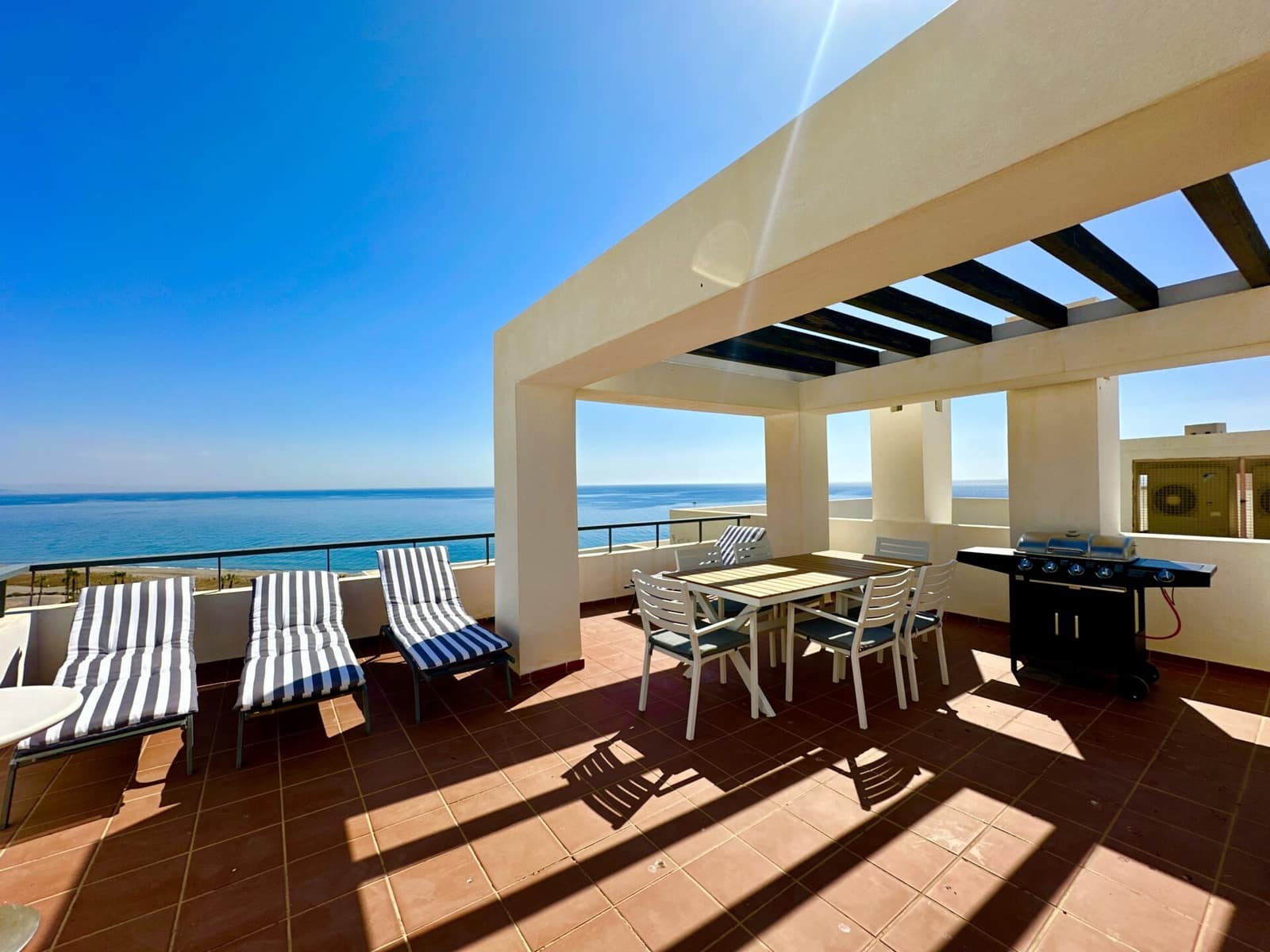 2 bedroom Apartment for rent in Mojacar with pool garage - € 1,500 (Ref: 9603133)