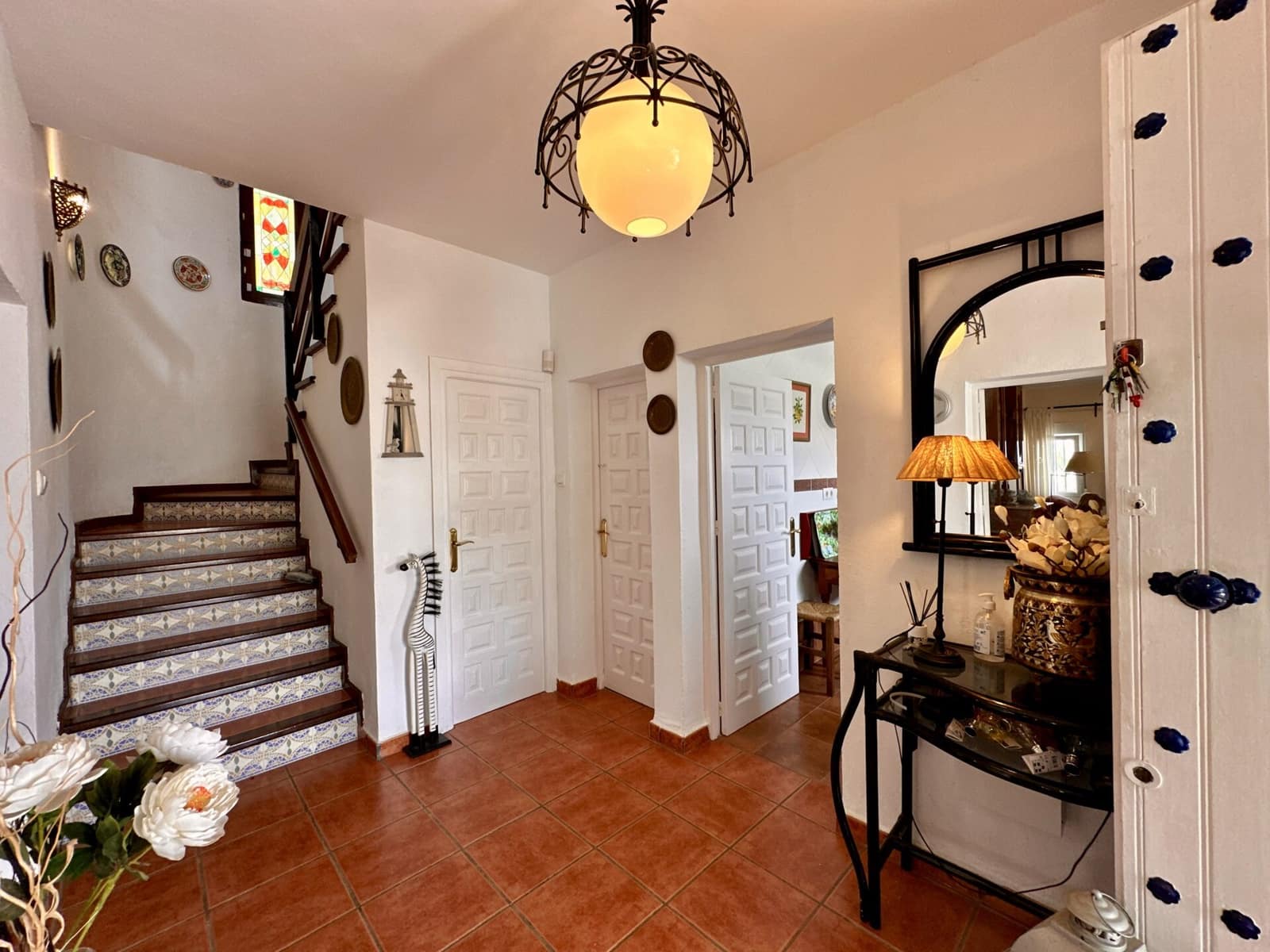 5 bedroom Villa for sale in San Jose with pool garage - € 990,000 (Ref: 9603135)