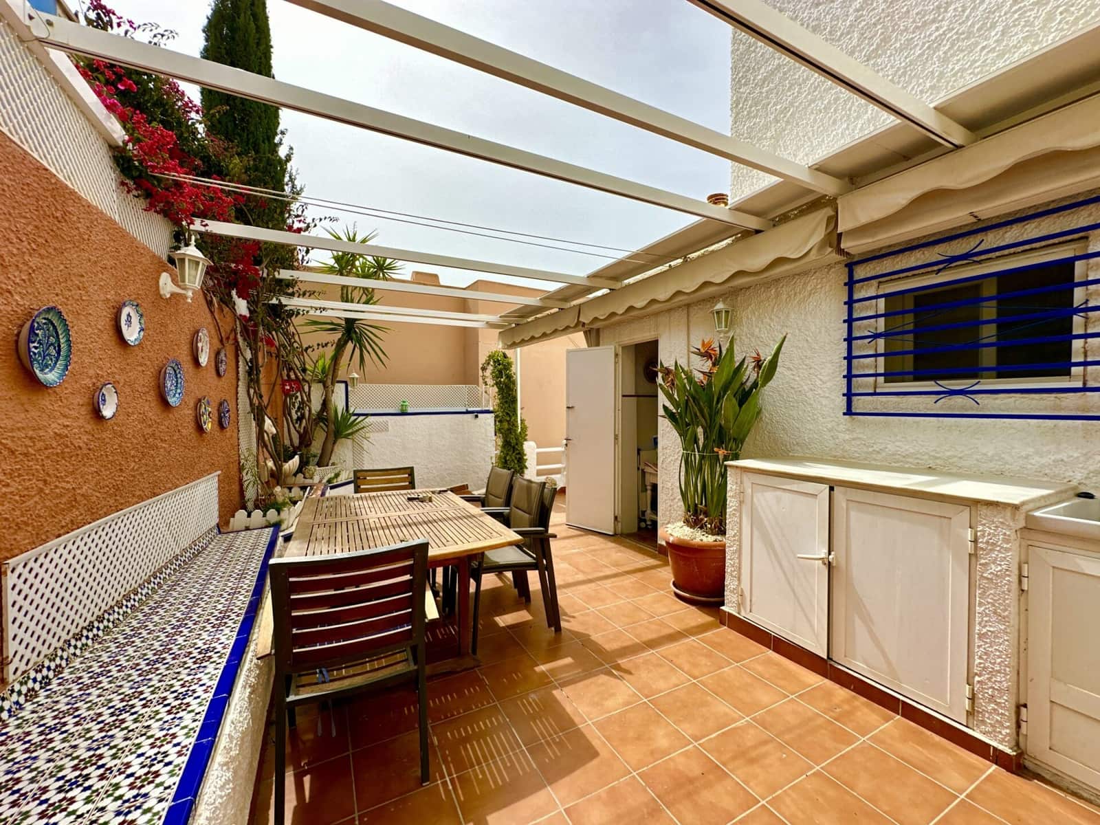 5 bedroom Villa for sale in San Jose with pool garage - € 990,000 (Ref: 9603135)