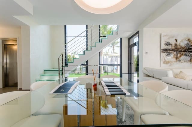 3 quarto Moradia para venda em Campoamor, Orihuela com piscina garagem - 1 050 000 € (Ref: 9603136)