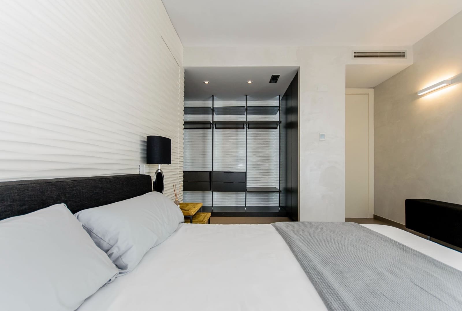 3 quarto Moradia para venda em Campoamor com piscina garagem - 1 050 000 € (Ref: 9603136)