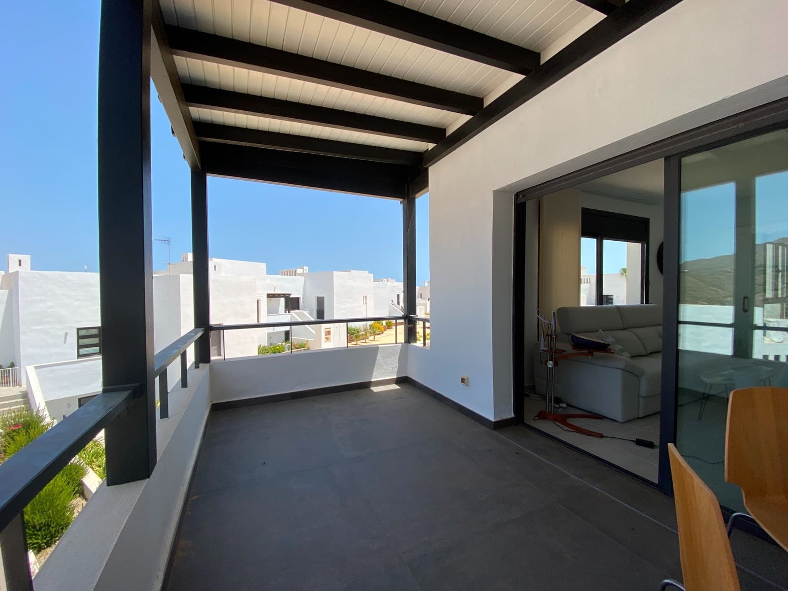 2 bedroom Penthouse for rent in Mojacar with pool garage - € 995 (Ref: 9603142)