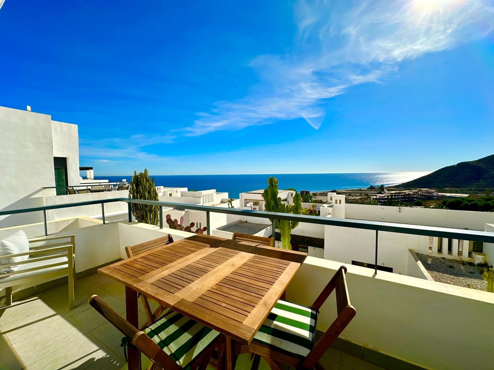 2 bedroom Penthouse for sale in Mojacar with pool garage - € 359,000 (Ref: 9603143)