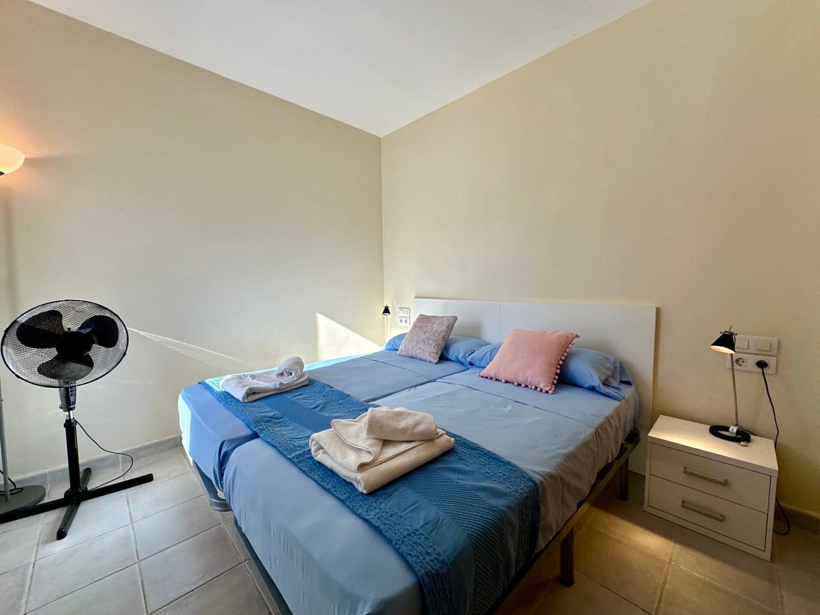 2 bedroom Penthouse for sale in Mojacar with pool garage - € 359,000 (Ref: 9603143)