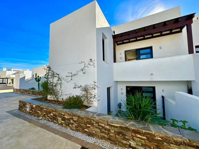 2 bedroom Penthouse for sale in Mojácar with pool garage - € 359,000 (Ref: 9603143)