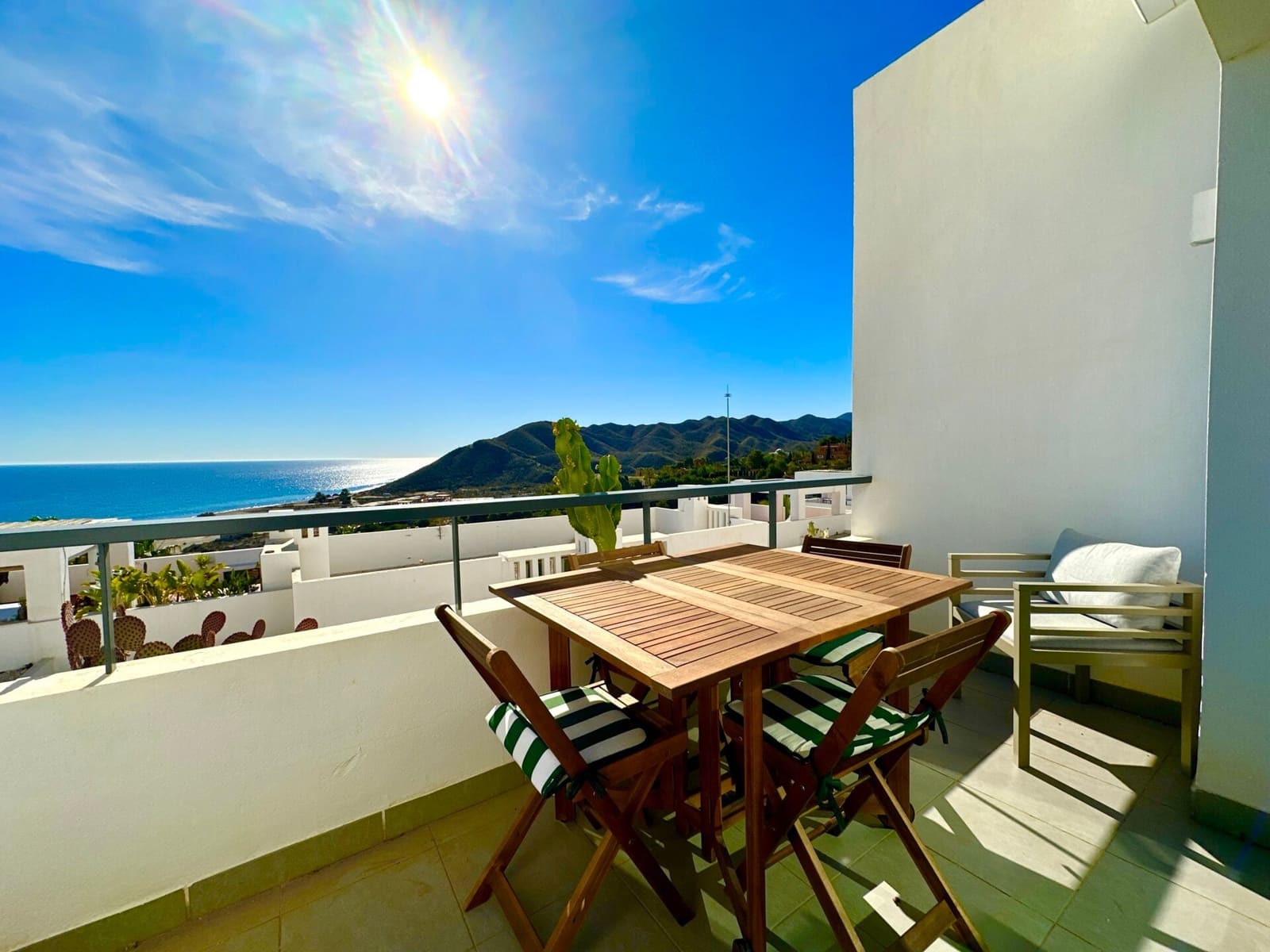 2 bedroom Penthouse for sale in Mojacar with pool garage - € 359,000 (Ref: 9603143)