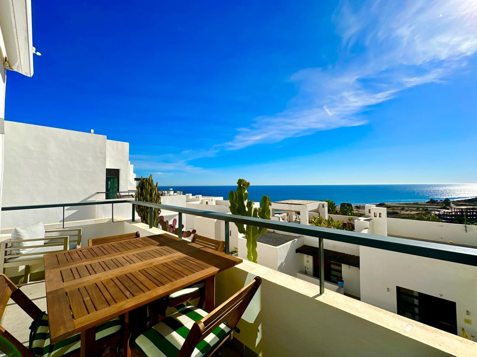 2 bedroom Penthouse for sale in Mojacar with pool garage - € 359,000 (Ref: 9603143)