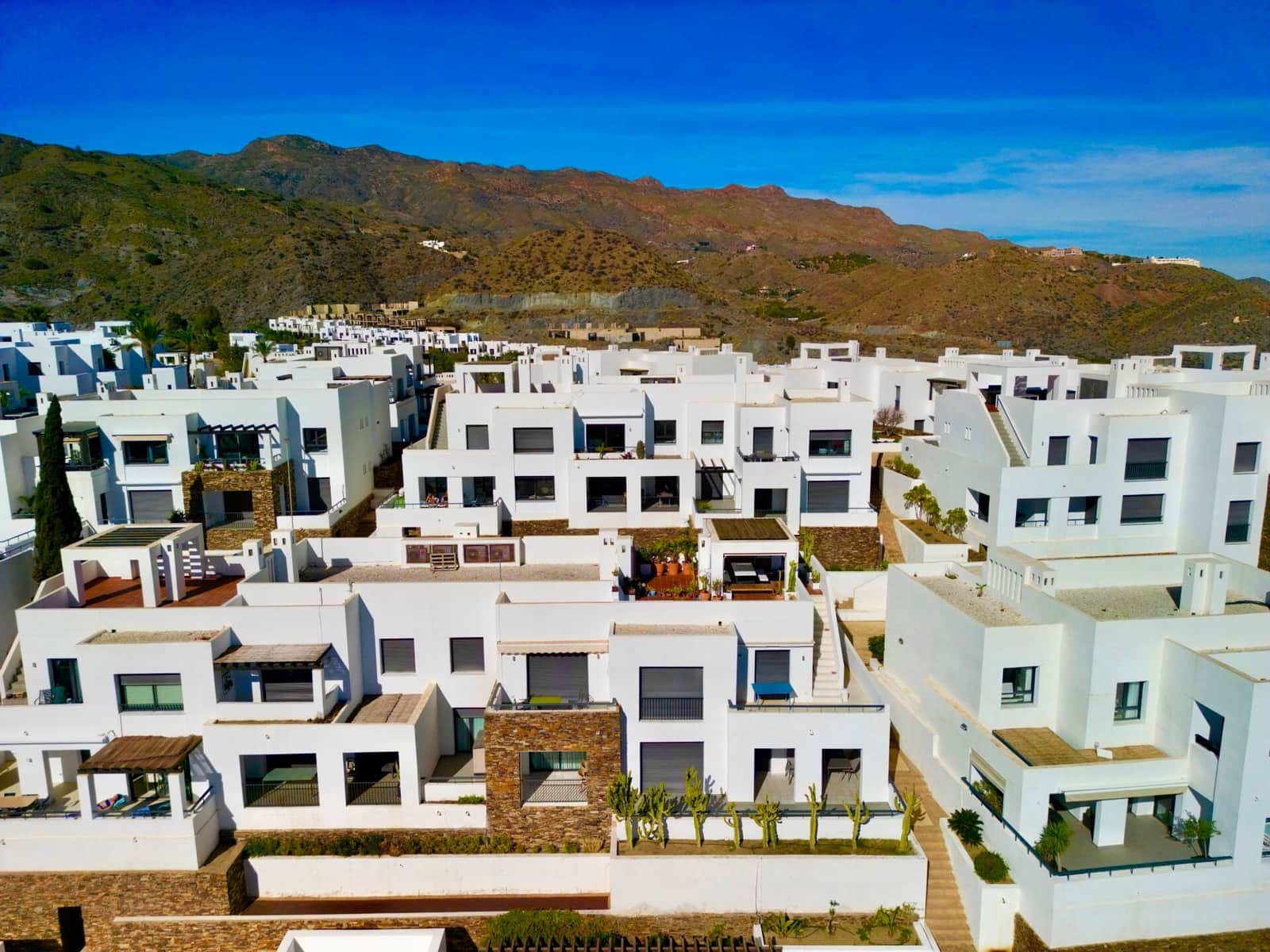 2 bedroom Penthouse for sale in Mojacar with pool garage - € 359,000 (Ref: 9603143)