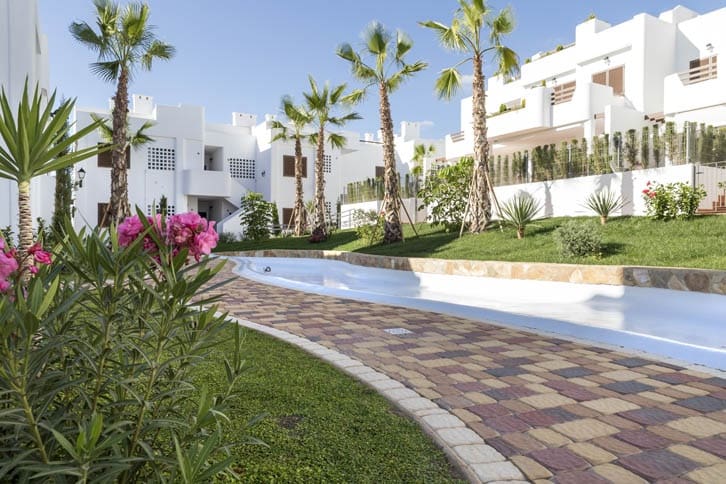 2 chambre Appartement à vendre à San Juan de los Terreros avec piscine garage - 165 000 € (Ref: 9603144)