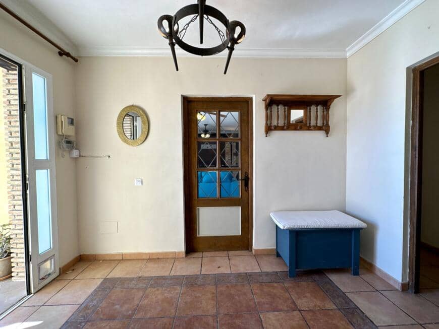 6 bedroom Villa for sale in Villaricos with pool garage - € 275,000 (Ref: 9603145)