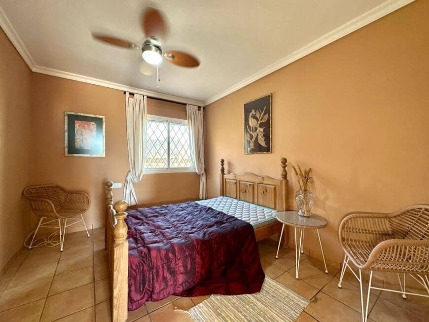 6 bedroom Villa for sale in Villaricos with pool garage - € 275,000 (Ref: 9603145)