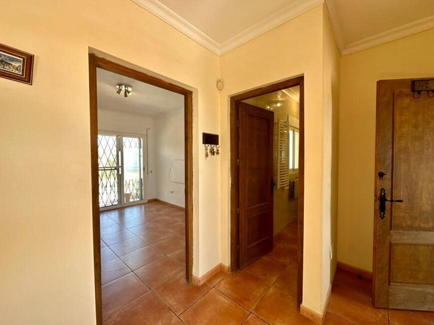 6 bedroom Villa for sale in Villaricos with pool garage - € 275,000 (Ref: 9603145)