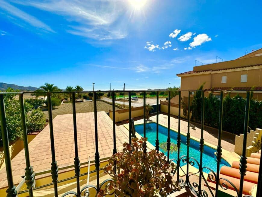 6 bedroom Villa for sale in Villaricos with pool garage - € 275,000 (Ref: 9603145)