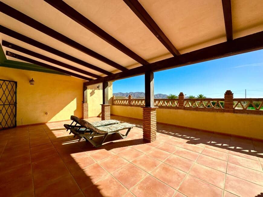 6 bedroom Villa for sale in Villaricos with pool garage - € 275,000 (Ref: 9603145)