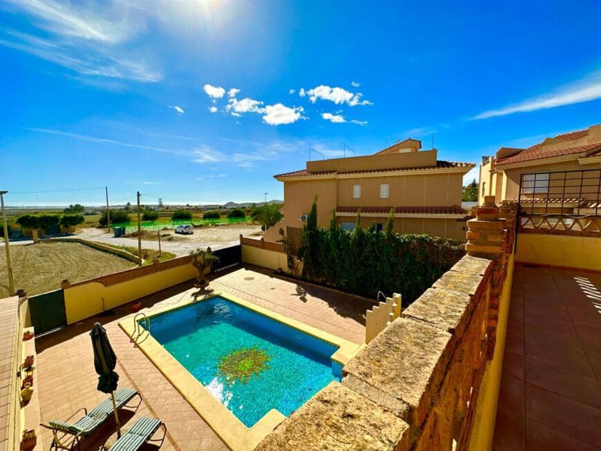6 bedroom Villa for sale in Villaricos with pool garage - € 275,000 (Ref: 9603145)