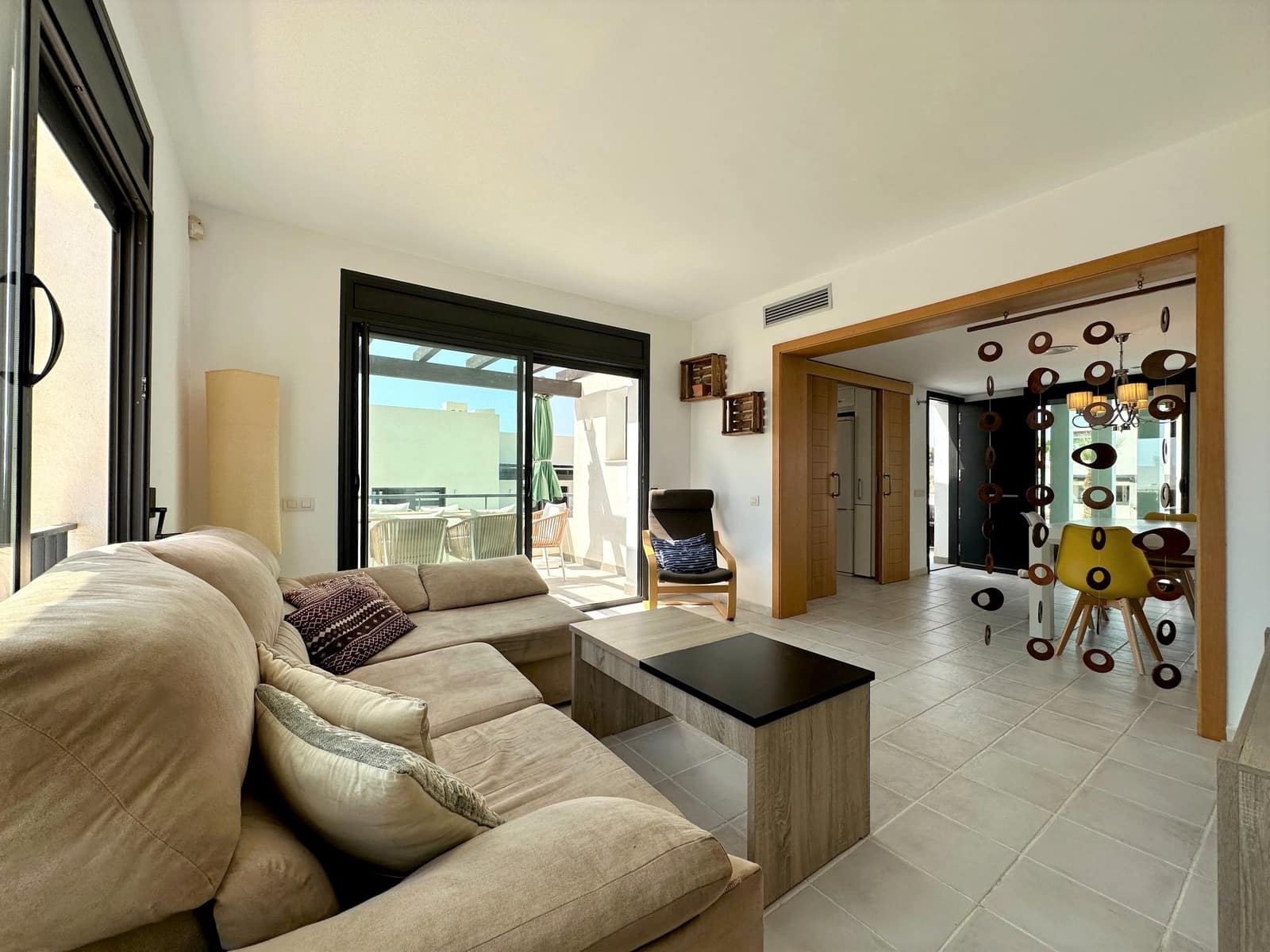 2 bedroom Penthouse for rent in Mojacar with pool garage - € 1,295 (Ref: 9603147)