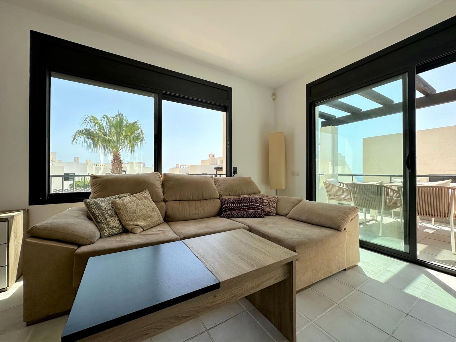 2 bedroom Penthouse for rent in Mojacar with pool garage - € 1,295 (Ref: 9603147)