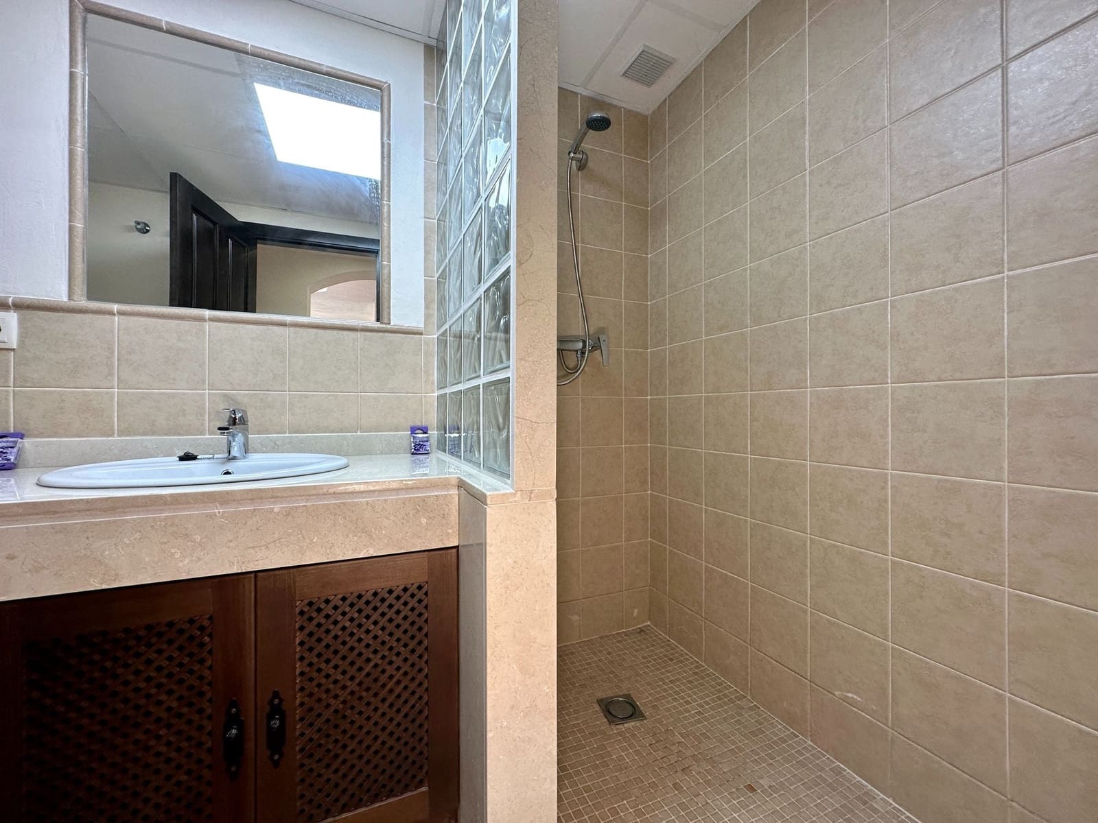 3 quarto Moradia para venda em Las Palas com piscina garagem - 299 000 € (Ref: 9603148)