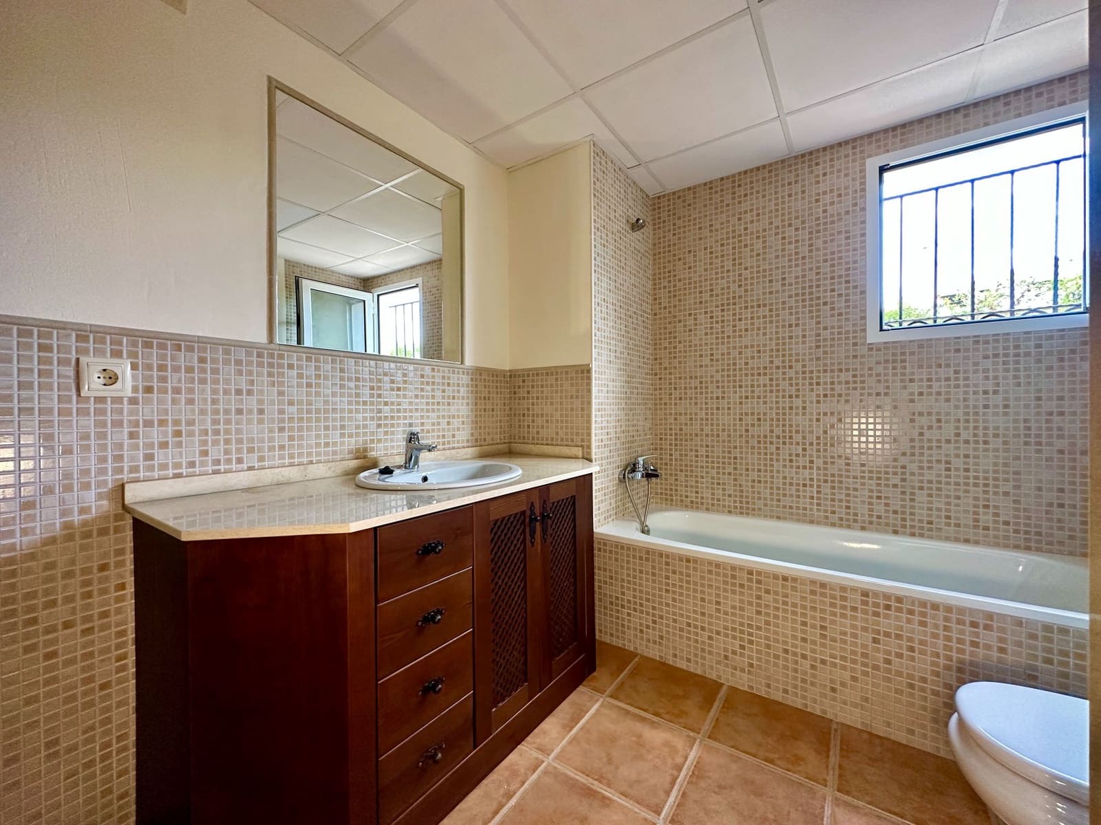 Chalet de 3 habitaciones en Las Palas en venta con piscina garaje - 315.000 € (Ref: 9603149)