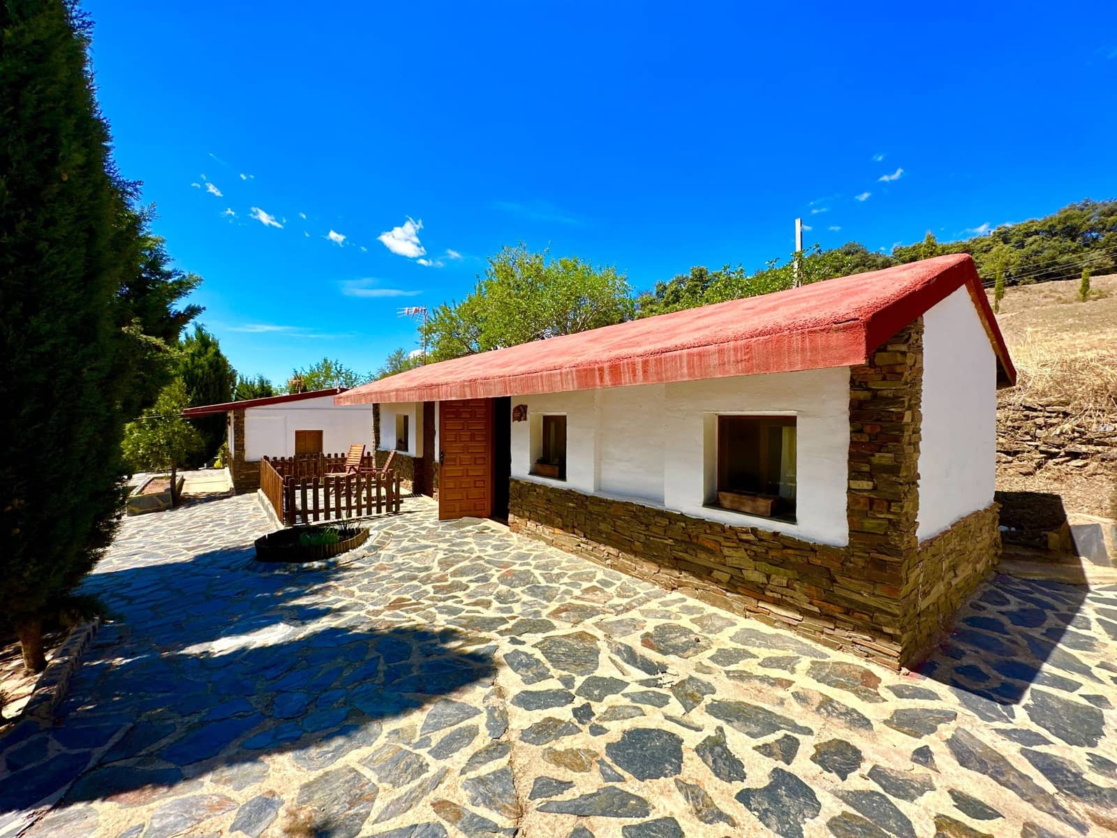 5 sypialnia Komercyjne na sprzedaż w Miasto Grenada z basenem garażem - 514 970 € (Ref: 9603150)