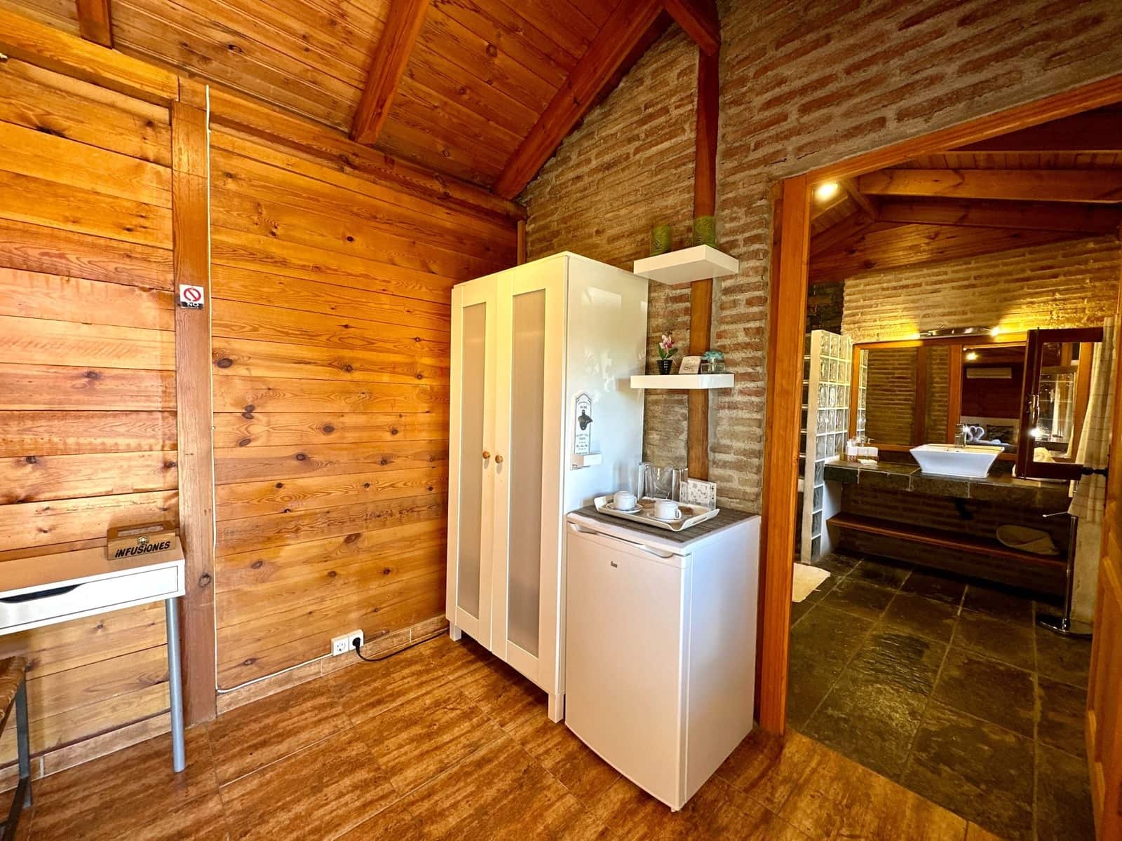 Local Comercial de 5 habitaciones en Granada ciudad en venta con piscina garaje - 514.970 € (Ref: 9603150)