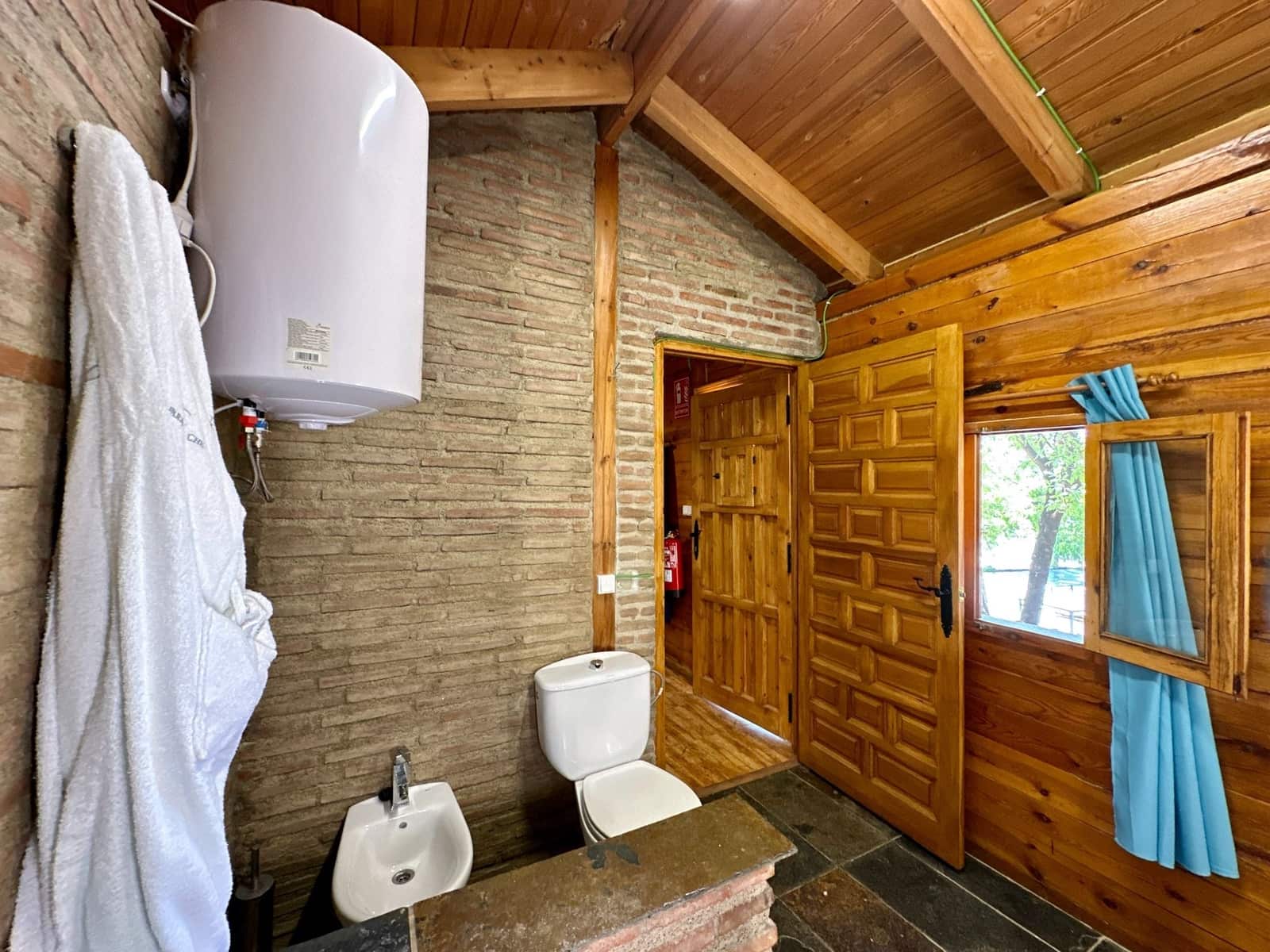 Local Comercial de 5 habitaciones en Granada ciudad en venta con piscina garaje - 514.970 € (Ref: 9603150)