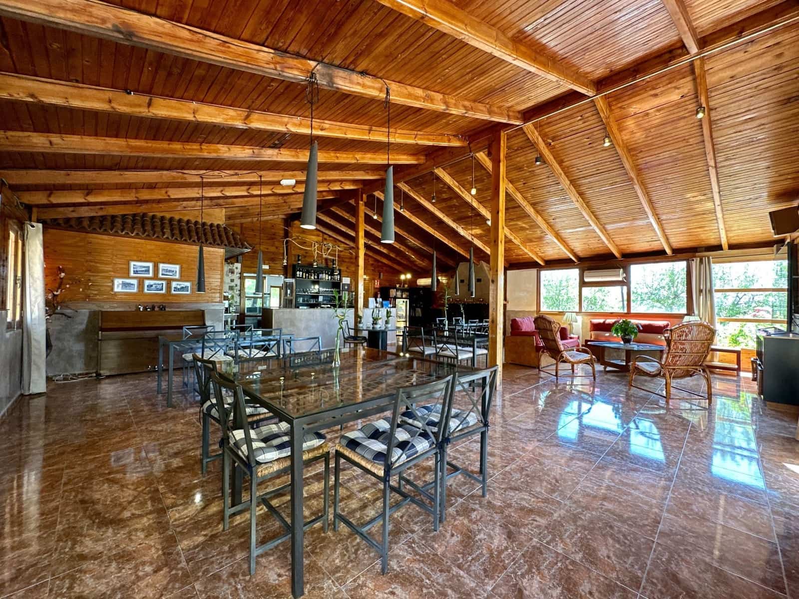 Local Comercial de 5 habitaciones en Granada ciudad en venta con piscina garaje - 514.970 € (Ref: 9603150)