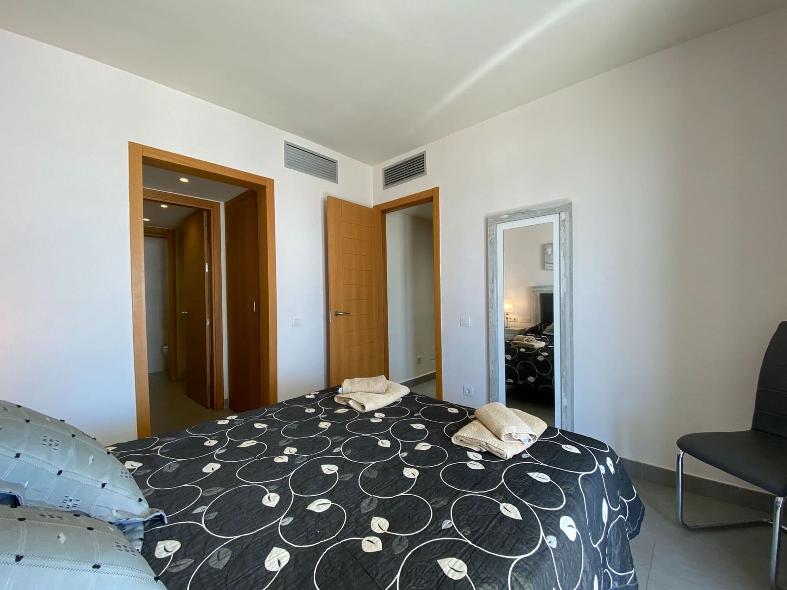 3 bedroom Apartment for rent in Mojacar with pool garage - € 1,795 (Ref: 9603155)