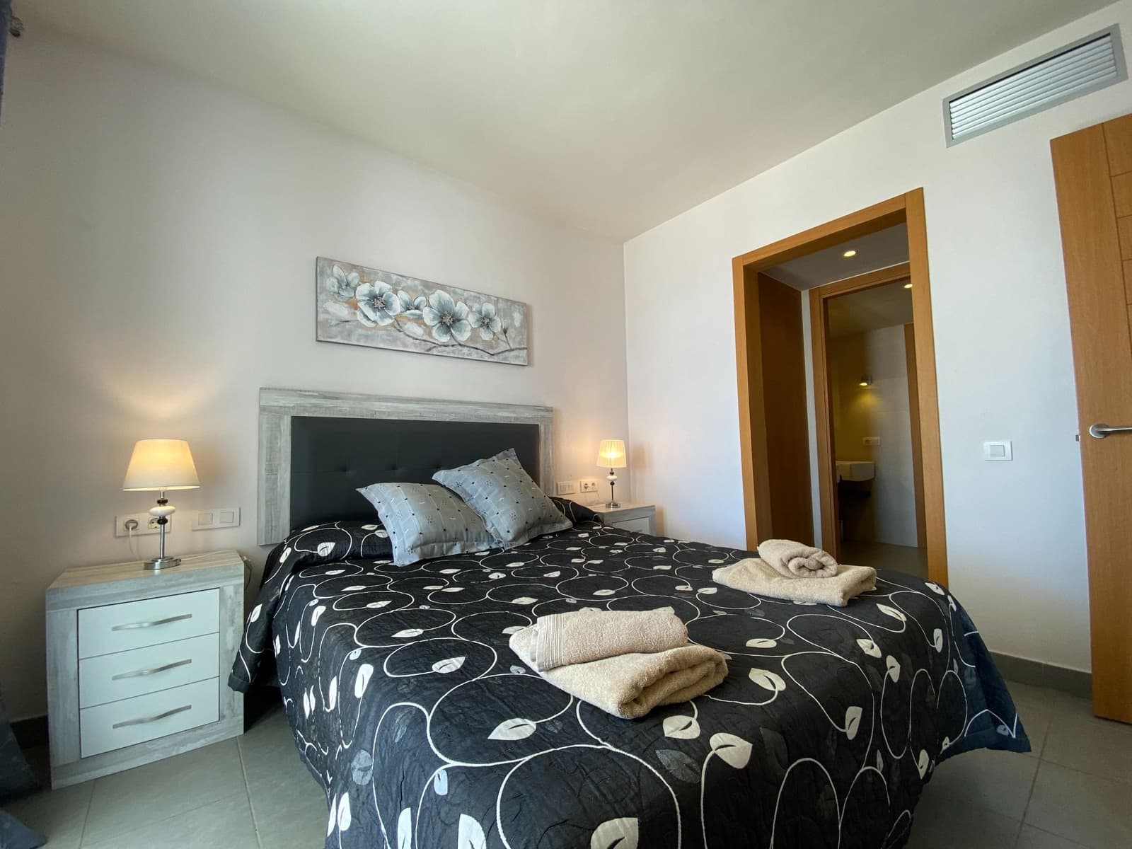 3 bedroom Apartment for rent in Mojacar with pool garage - € 1,795 (Ref: 9603155)