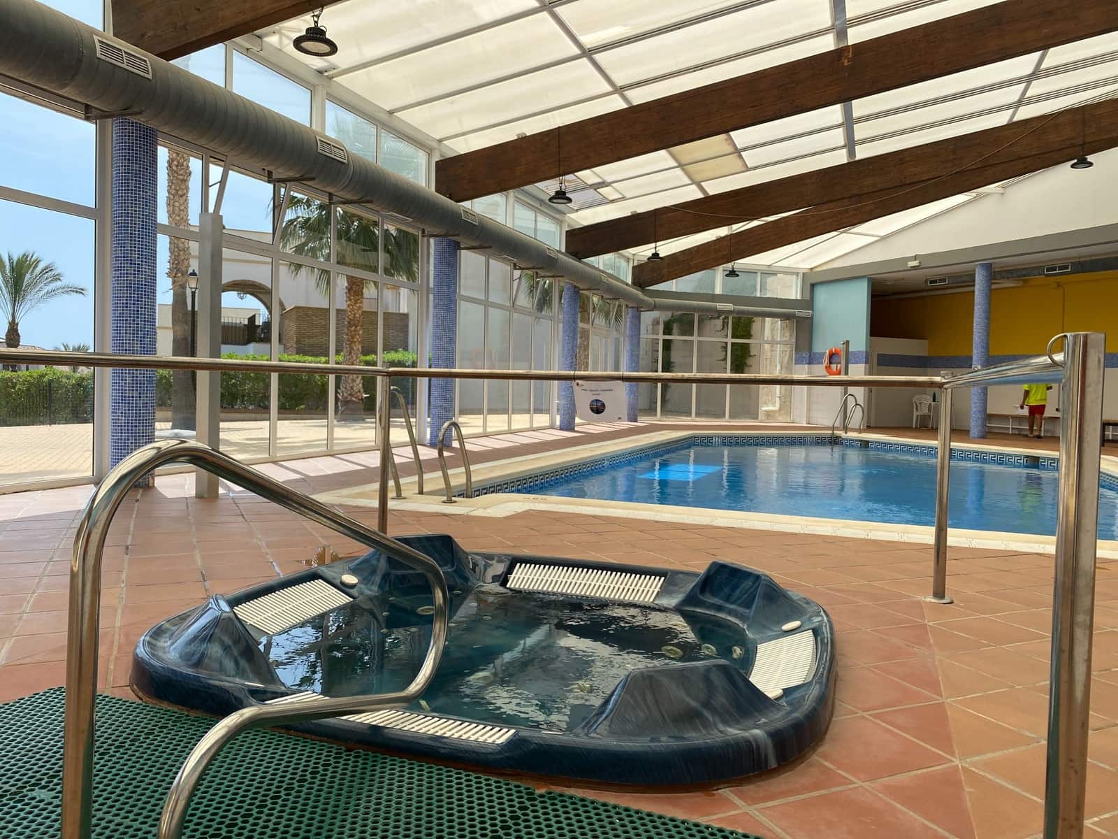 2 makuuhuone Huoneisto vuokrattavana paikassa Vera mukana uima-altaan 
autotalli - 995 € (Ref: 9603156)