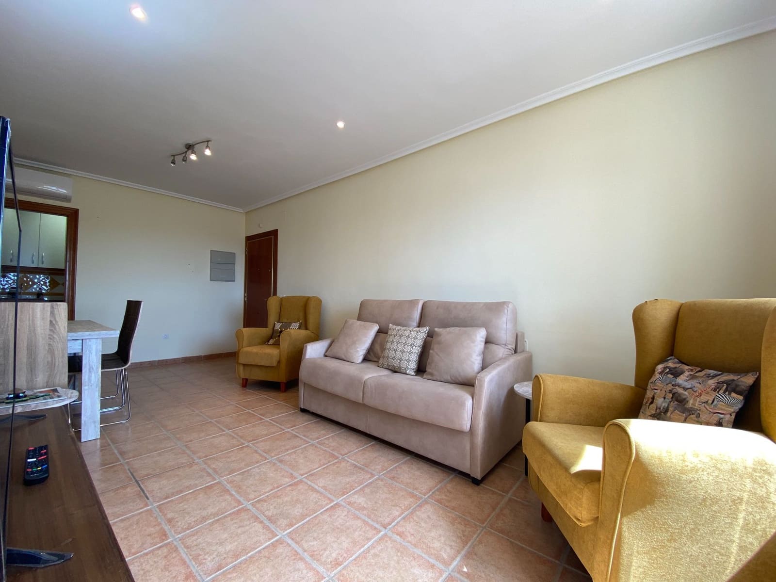 2 Zimmer Apartment zu vermieten in Vera mit Pool Garage - 995 € (Ref: 9603156)